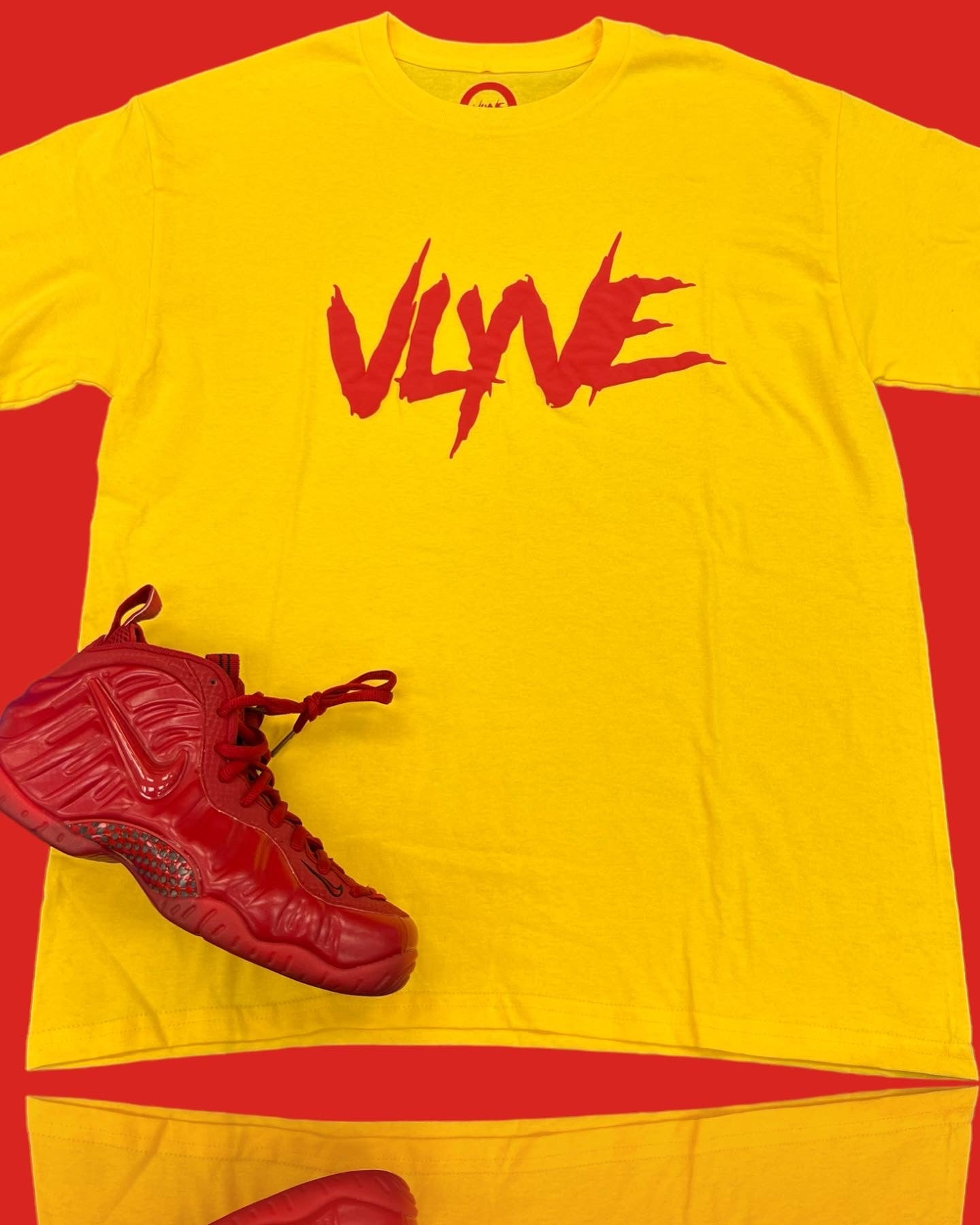 Vlyve Graphic Tee